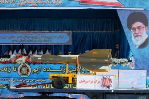 Iran präsentiert neue Raketen, die Atomsprengköpfe tragen könnten