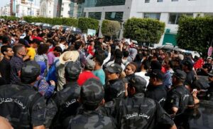 Todesopfer bei Protesten gegen Sparplan der tunesischen Regierung
