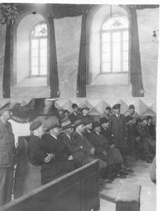 Anglo-American_Committee_at_the_Hurva_Synagogue