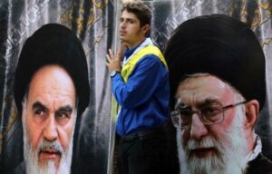 khomeini_khamenei