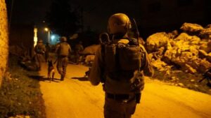 Hamas-Funktionäre im Westjordanland festgenommen