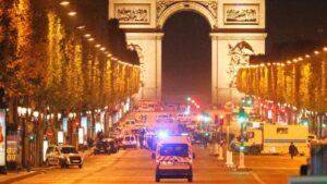 Islamischer Staat bekennt sich zu Angriff in Paris