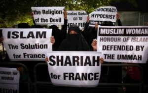 Ein juristischer Djihad gegen jüdische Intellektuelle in Frankreich