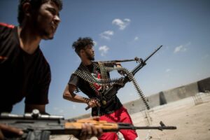 Mit der international anerlannten Regierung verbündete Milizionäre in Tripolis