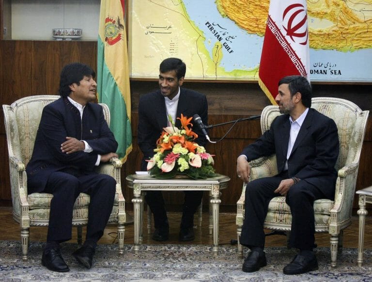 Morales auf Staatsbesuch bei Ahmadinejad in Teheran