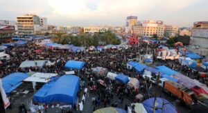 Protestcamp auf dem Tahrir-Platz in Bagdad