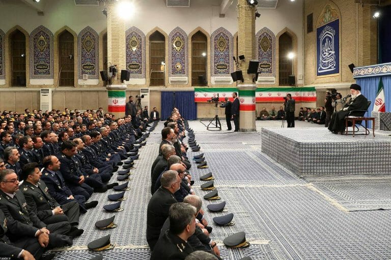In der islamistischen Diktatur im Iran liegt die Macht in den Händen des obersten religiösen Führers (imago images/ZUMA Press)