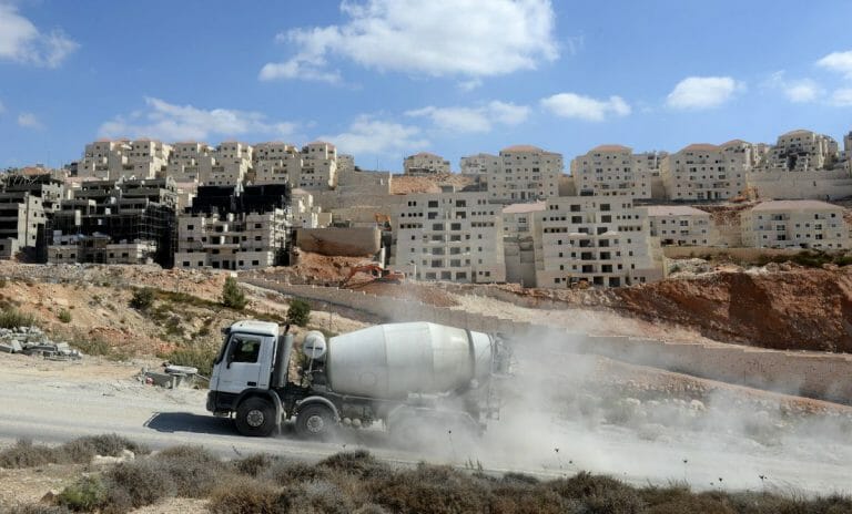 Bautätigkeit in israelischer Siedlung