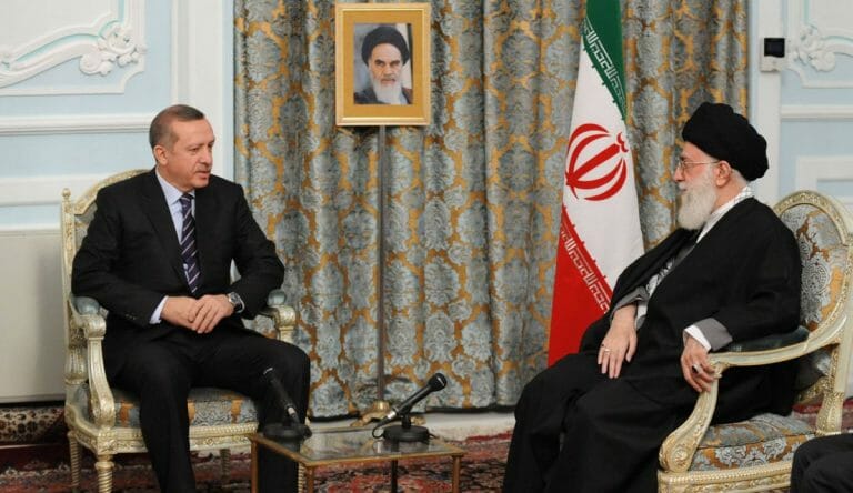 Türkeis Präsident Erdogan und Irans oberster Führer Khamenei