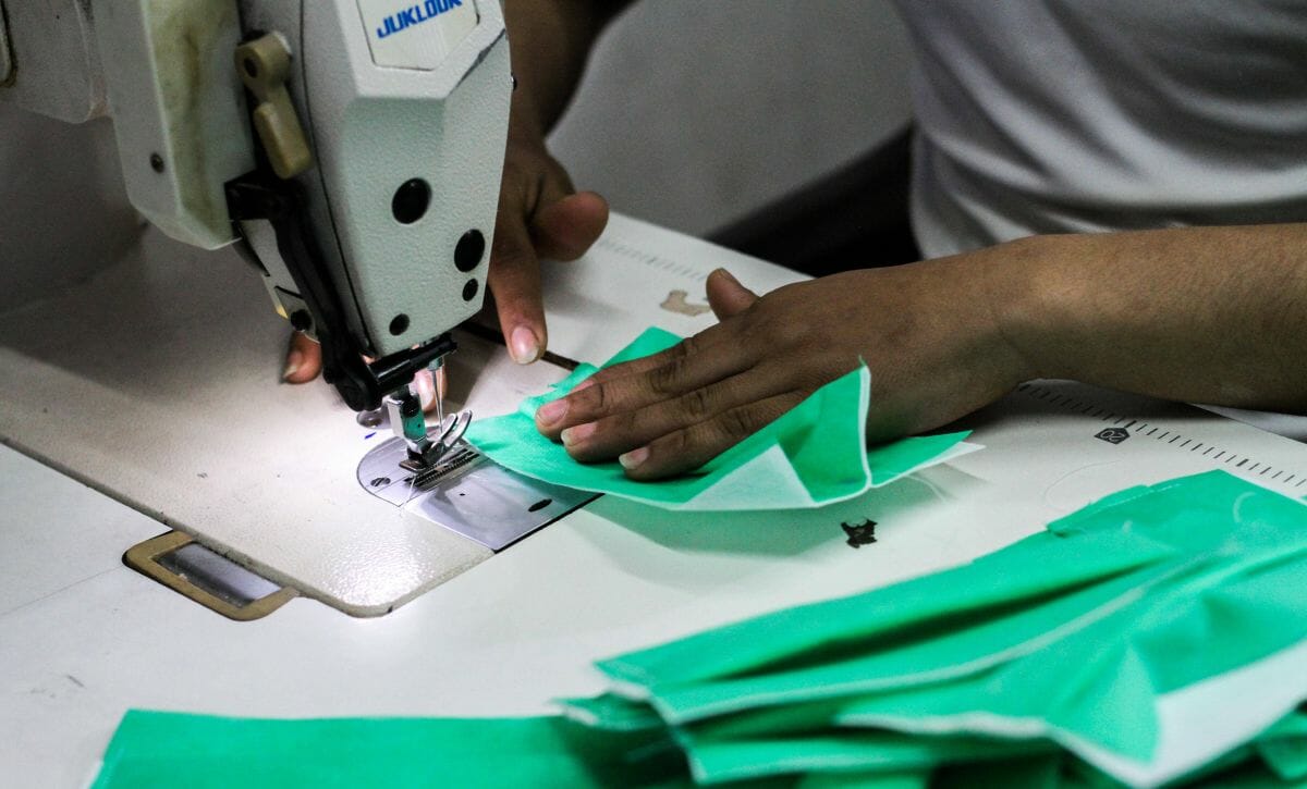 In Gazas Textilfabriken werden auch Schutzmasken für Israel hergestellt