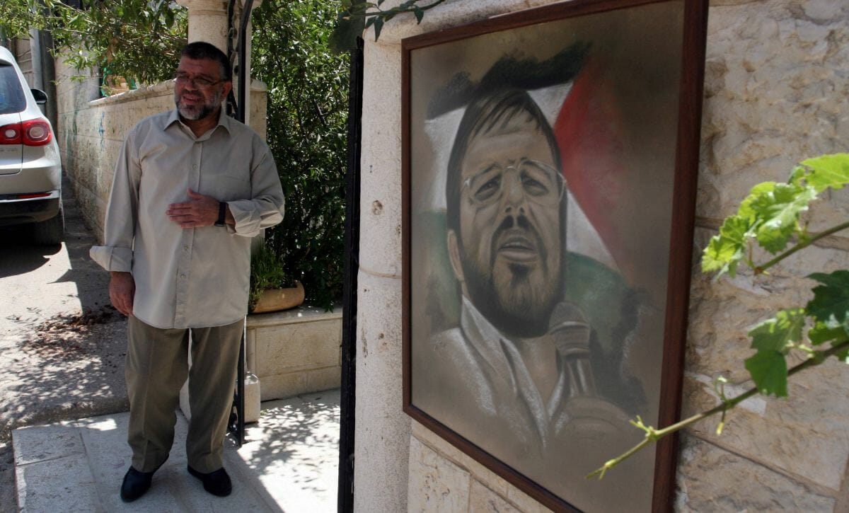 Der Hamas-Mitbergünder Hassab Yousef vor seinem Haus in Ramallah im Westjordanland