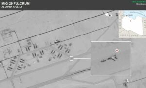 Kürzlich aus Syrien nach Libyen verlegte russische Kampfflugzeuge