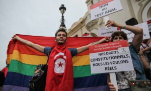 Tunesische Demonstranten für die Rechte von Homosexuellen