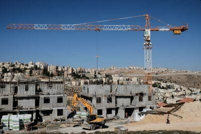 Israelische Bautätigkeit in Pisgat Zeev, einem Vorort von Jerusalem im Westjordanland