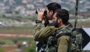 Israelische Soldaten an der Grenze zum Libanon