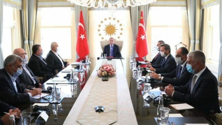 Treffen Erdogans mit Hamas-Führern in Istanbul am 22. August