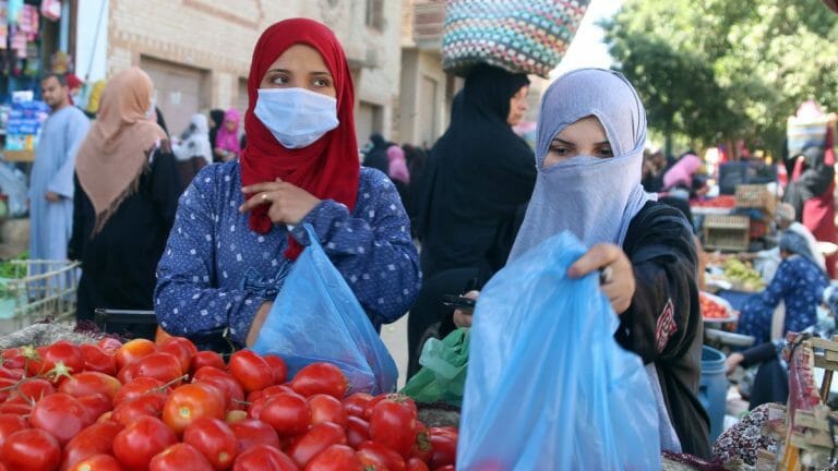 Coronabedingte Arbeitslosigkeit in Ägypten trifft Frauen härter als Männer