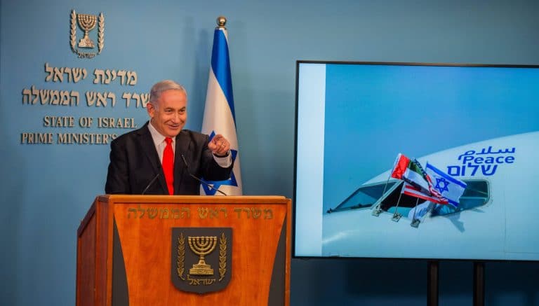 Israels Premier Netanjahu auf der Pressekonferenz anlässlich des ersten Fluges einer israelischen Maschine in die VAE