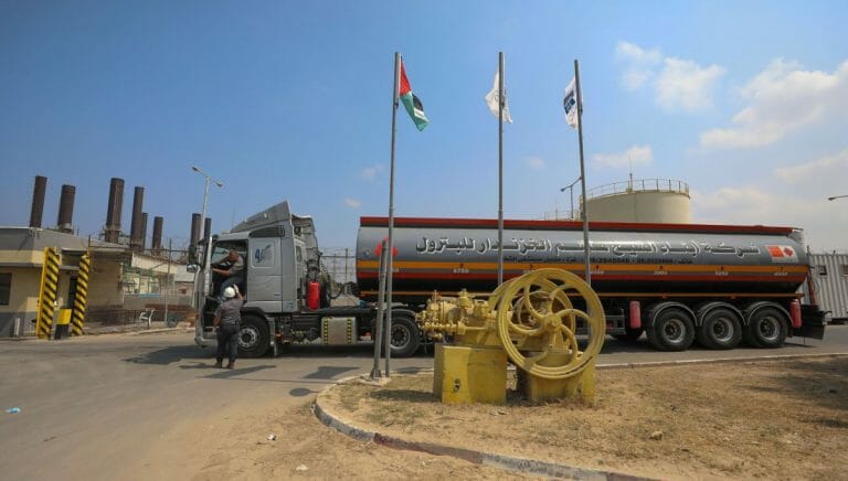 Infolge des Waffenstillstands nahm Israel die Lieferung von Waren und Treibstoff nach Gaza wieder auf
