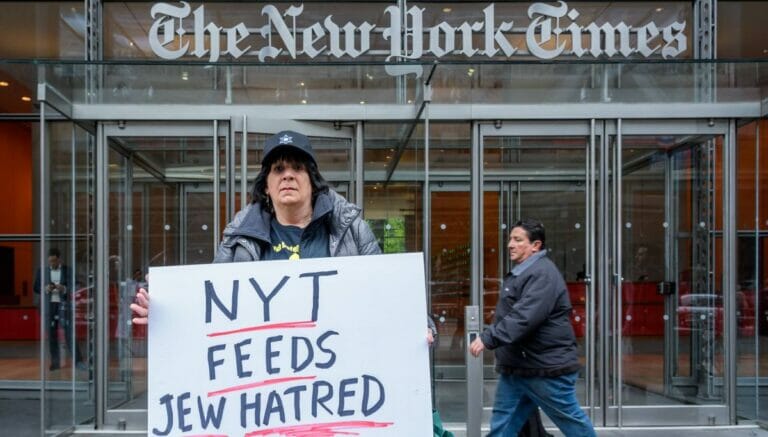 Demonstration 2019 gegen eine antisemitische Karikatur in der New York Times