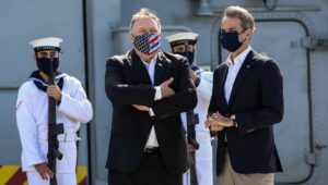 US-Außenminister Pompeo und Griechenlads Premier Mitsotakis auf der Marinebasis Souda