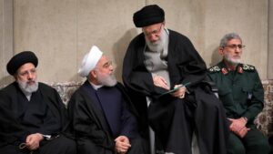 Quds-Einheit-Führer Ghaani (re.) fordert Verbündete im Irak zu Ruhe und Wachsamkeit auf