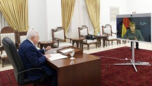 Geht bals ins 15. Jahr seiner vierjährigen Amtszeit: PA-Präsident Mahmud Abbas