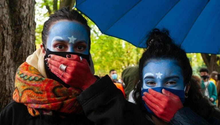 Demonstration in Brüssel gegen die Verfolgung der Uiguren