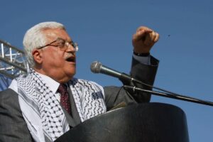 Mahmud Abbas, für vier Jahre gewählt, aber seit 17 Jahren an der Macht, hat Neuwahlen angekündigt. (© imago images/ZUMA Press)