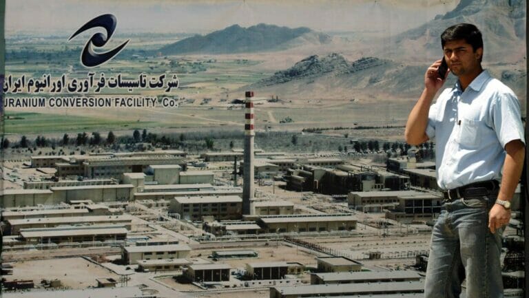 Plakat der Urananreicherungsanlage Natanz im Iran