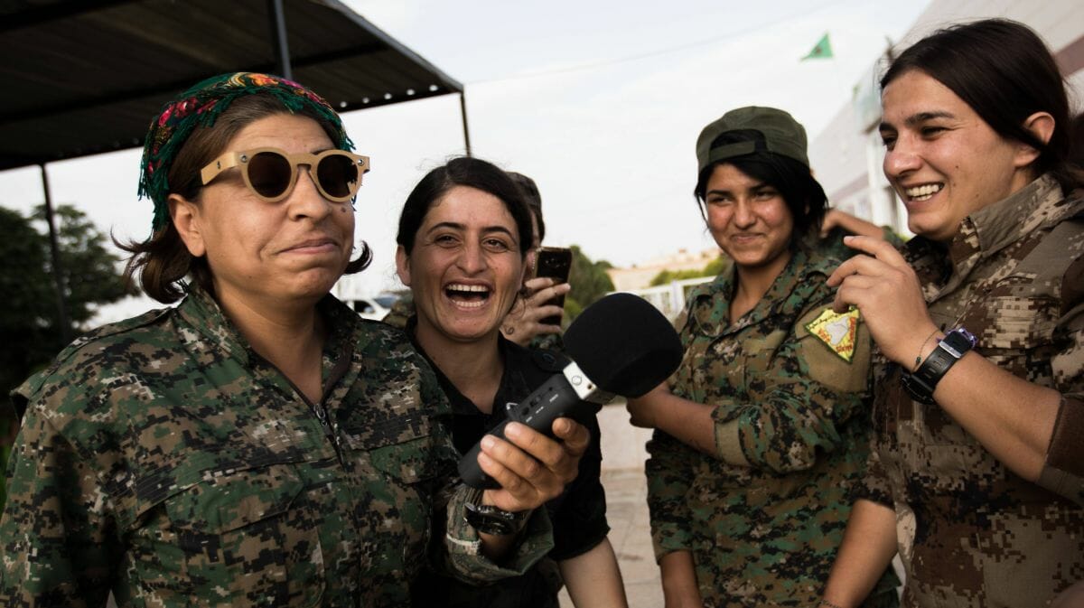 Der Islamische Staat geht gezielt gegen kurdische Frauen in Syrien vor, die öffentliche Ämter bekleiden