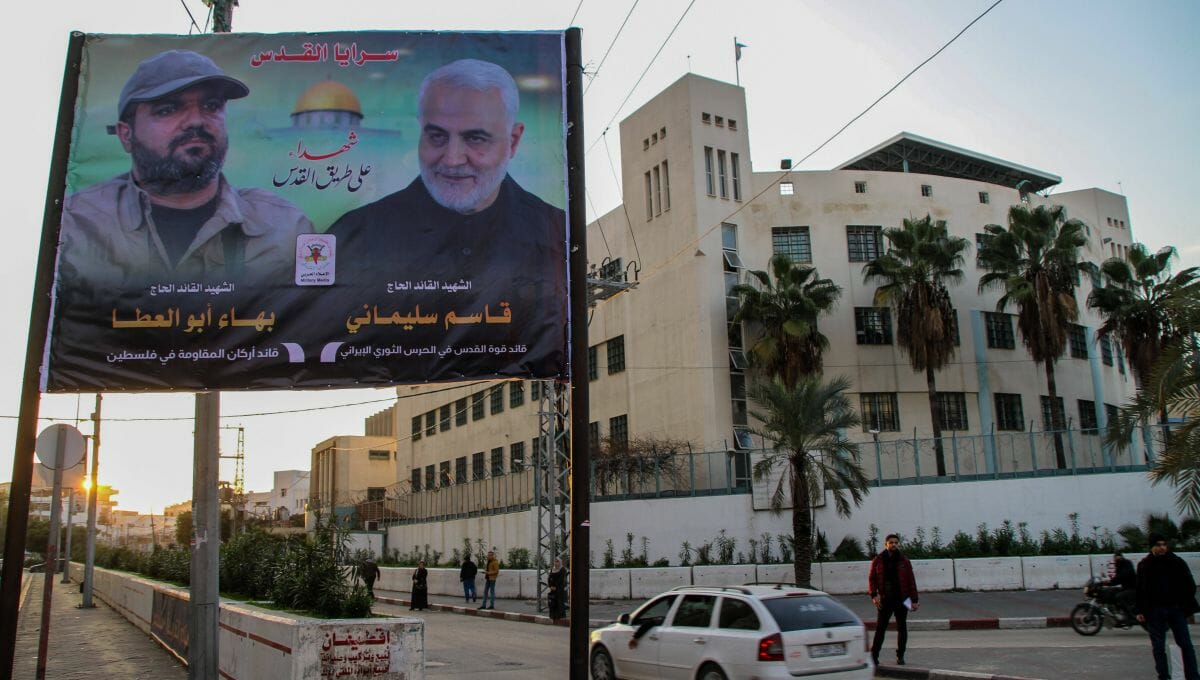 Gedenkplakat für den iranischen Revolutionsgardenführer Soleimani im Gazastreifen