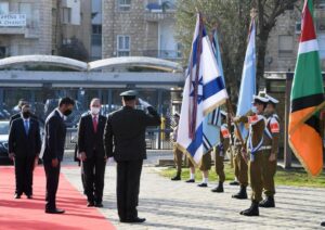 Eine Folge des Abraham-Abkommens: Am 1. März traf der erste Botschafter der Vereinigten Arabischen Emirate in Israel ein. (© imago images/ZUMA Wire)