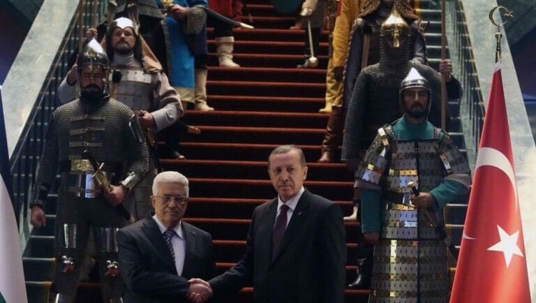 Abbas zu Besuch in Erdogans Präsidentenpalast im Januar 2015