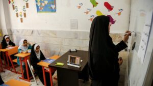 Iranische Leher sollen Schüler der Bahai-Religion denunzieren
