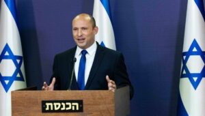 Naftalit Bennett verkündet, dass er und Yair LApid sich auf eine Koalitionsbildung geeinigt haben