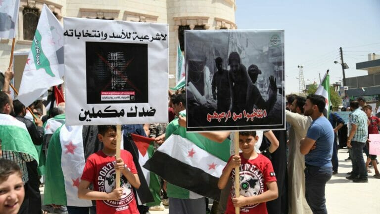 Palästinenser in Syrien demonstrieren gegen Assad