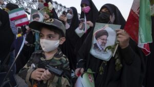 Feier zum Wahlsieg Ebrahim Raisis im Iran