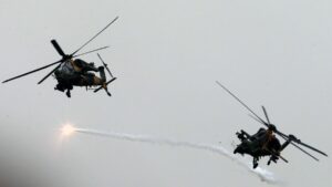 Türkische Armeehelikopter im Einsatz