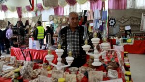 Arabische Händler in Salfi dürfen keine hebräischen Werbeschilder mehr verwenden