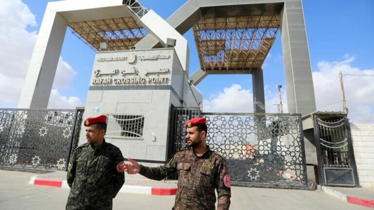 Ägypten riegelt die Grenze zum Gazastreifen ab