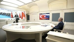 Erdogan und Putin bei der vitrtuellen Zeremonie zum Baubeginn des Atomkraftwerks "Akkuyu" in der Türkei