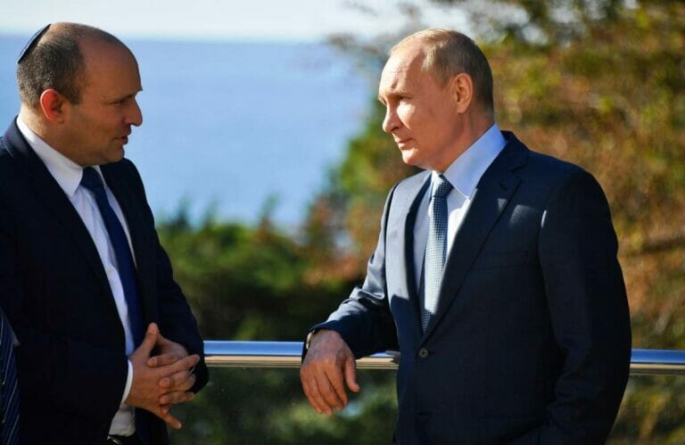 Die Rolle des Iran in Syrien war mit Sicherheit ein Thema beim jüngsten Treffen von Israels Premier Naftali Bennett mit dem russischen Präsidenten Vladimir Putin. (© imago-images/SNA)