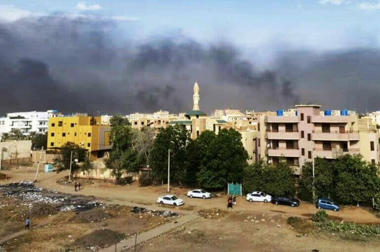 Khartum, die Hauptstadt des Sudan, am Tag des Putsches. (© imago images/Xinhua)