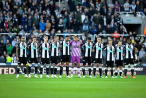Saudi-Arabiens Einstieg beim britischen Erstligisten Newcastle United folgt einem Weg, den schon die Vereinigten Arabischen Emirate und Katar bestritten haben. (© imago images/Colorsport)