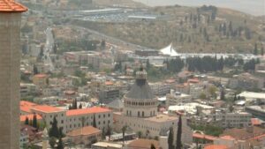 Die überwiegend arabische Stadt Nazareth im Norden Israels