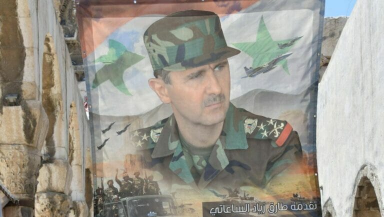 Plakat des syrischen Diktators Assad