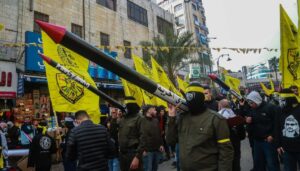 Ramallah: Mitglieder von Abbas' Fatah-Partei begehen 57. Jahrestag des erstan Anschlags gegen Israel