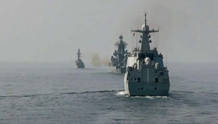Gemeinsames Marinemanöver von Russland, China und dem Iran
