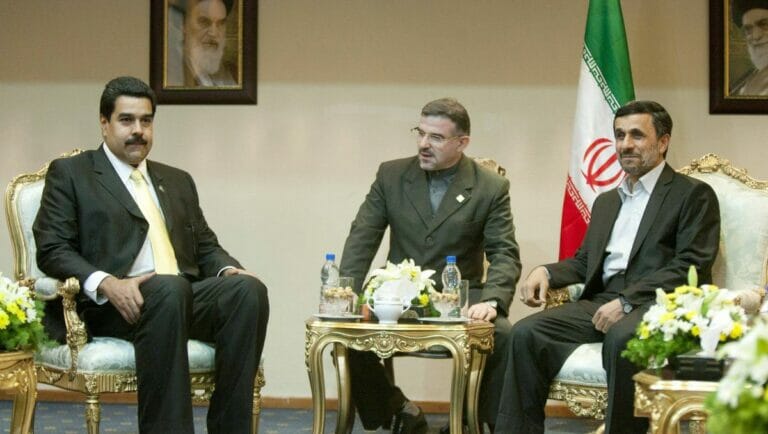 Venezeulas Präsident Maduro im Jahr 2012 zu Besuch bei Irans Ahmadinejad